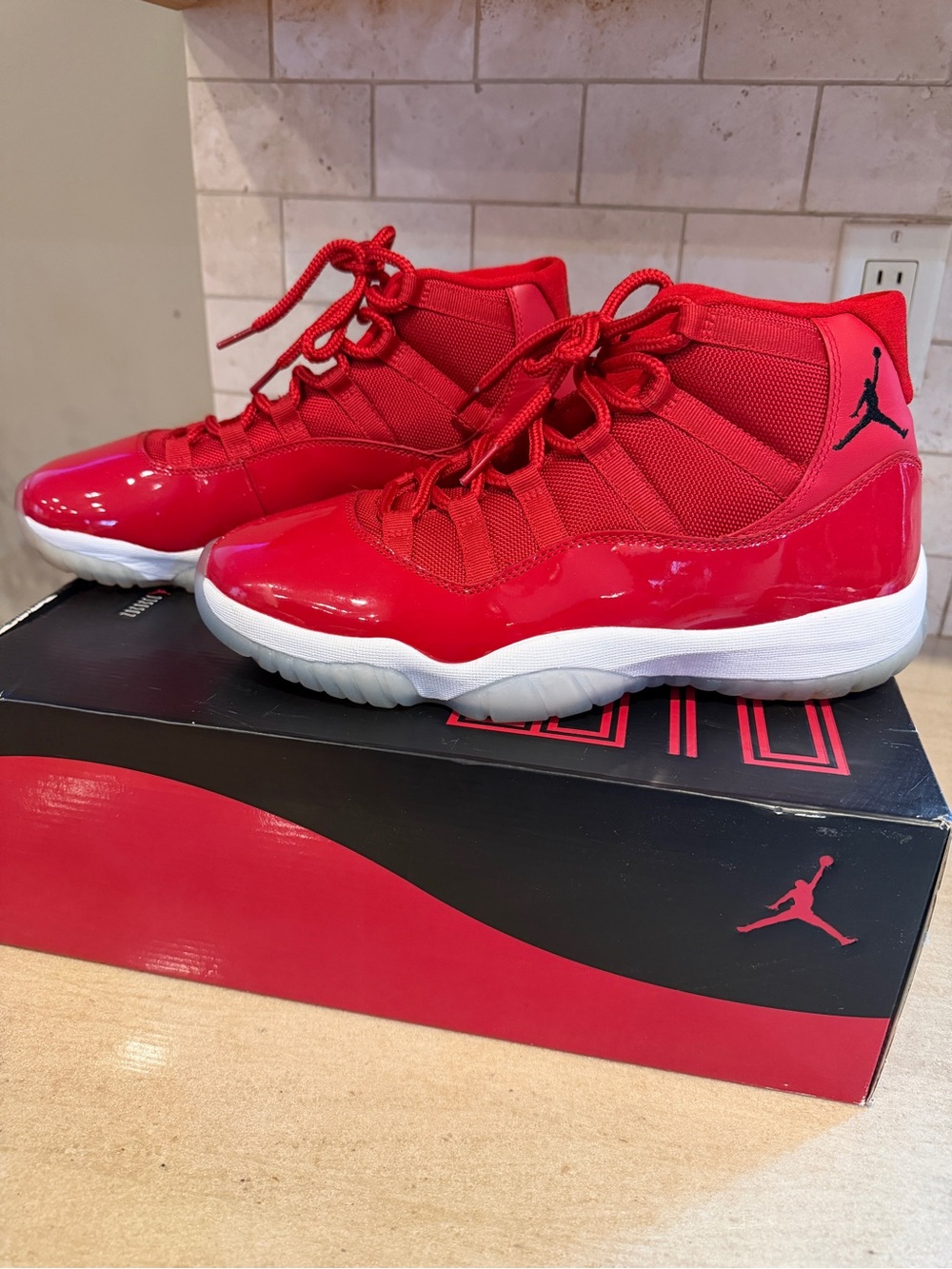 Air Jordan 11 Retro Men’s Red Basketball Shoes Sneakers - Size 10
